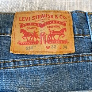 DONATED Levi Strauss & Co. 514 jeans